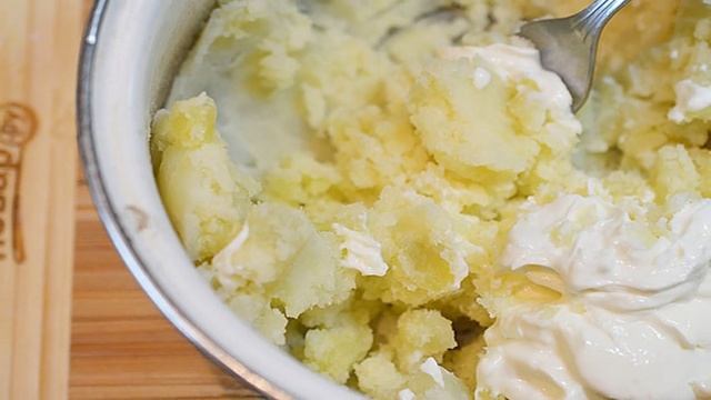 Картофельные палочки с сыром и беконом
