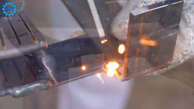 INVENTION FOR BENDING THICK IRONS