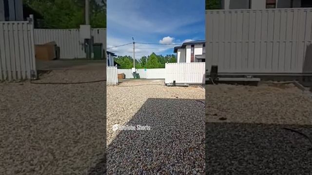 Откатные ворота на сваях, обшивка дерево, КП Белая Руза(1)