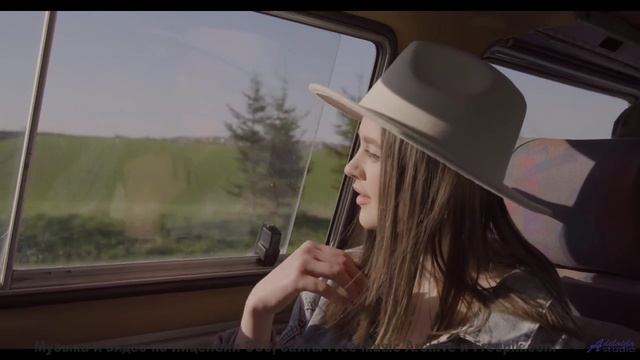 Душа вылетает из тела при таких пейзажах и звуке - Moving Forward -- Scott Holmes Music -- Music for