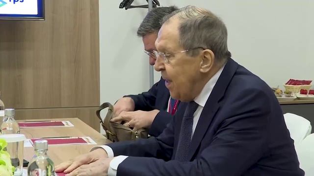 С.В.Лавров и Л.Комэнеску, Санкт-Петербург, 20 июня 2025 года