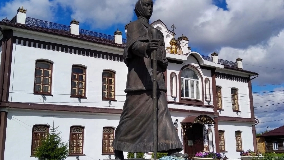 Ишим 2004. Открытие памятника Прасковье Луполовой.