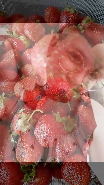 клубничка 🍓🫠