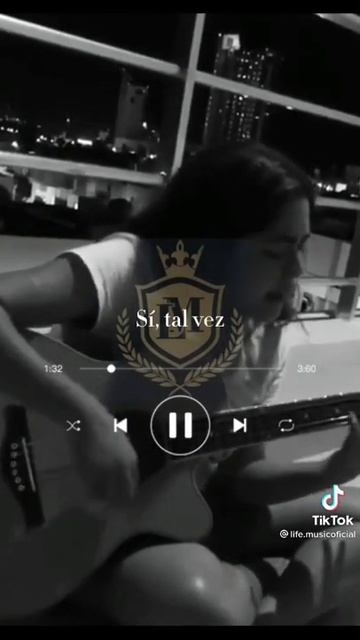 A young girl plays the guitar very beautifully and sings | TikTok Music 2021 |
