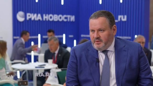 МРОТ составит более 27 тысяч рублей в 2026 году, сообщил глава Минтруда Котяков.