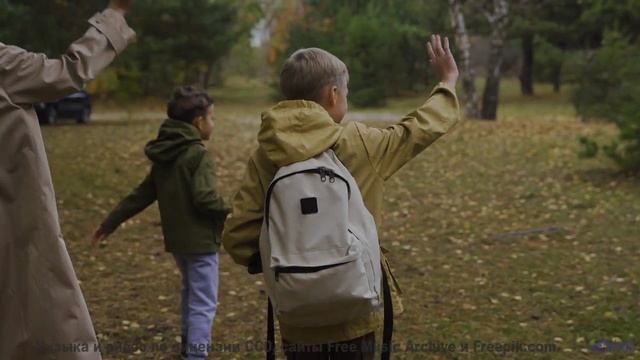 Он доказывает, что мир все еще полон чудес! - Mysterious Footprints -- Nutmeg -- Almanac - Circle of