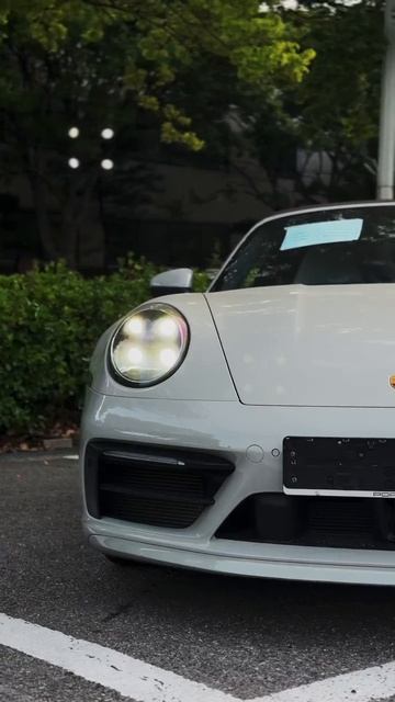 porsche 911 carrera 4s (992)