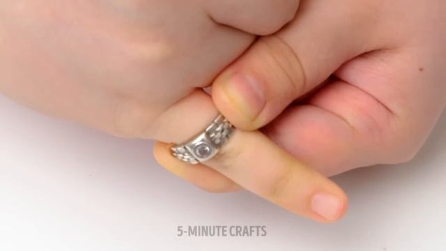 VIRAL MAKEUP HACKS & BEAUTY TIPS FOR ALL OCCASIONS