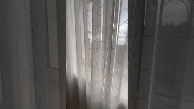 1-к. квартира 2015 г.постройки, 51,5 м2 в центре у парка. Плюс к площади огромный тамбур.