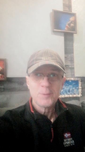Анекдот про визит полиции.