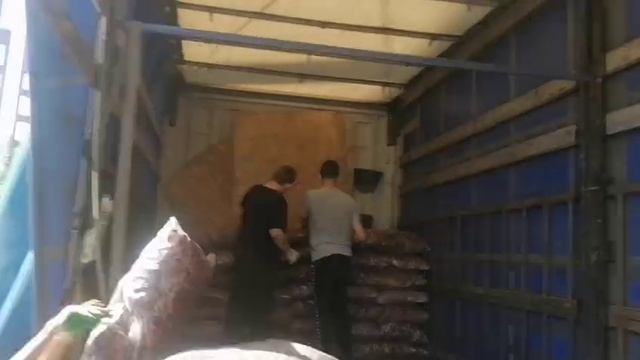 КораЛиственницы.РФ Погрузка на Астану с производственной площадки в Усть-Илимске.