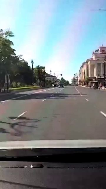 Нарушил ли правила встречный водитель