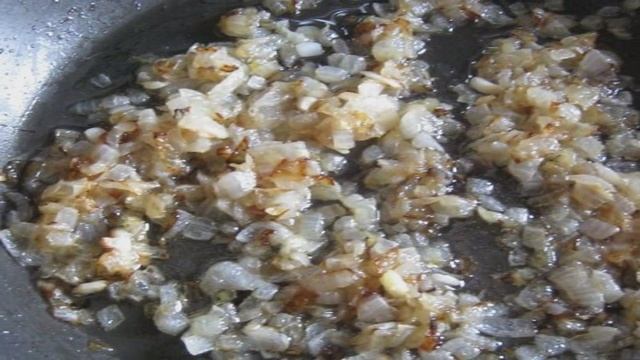 Картофельные пирожки с начинкой из фарша