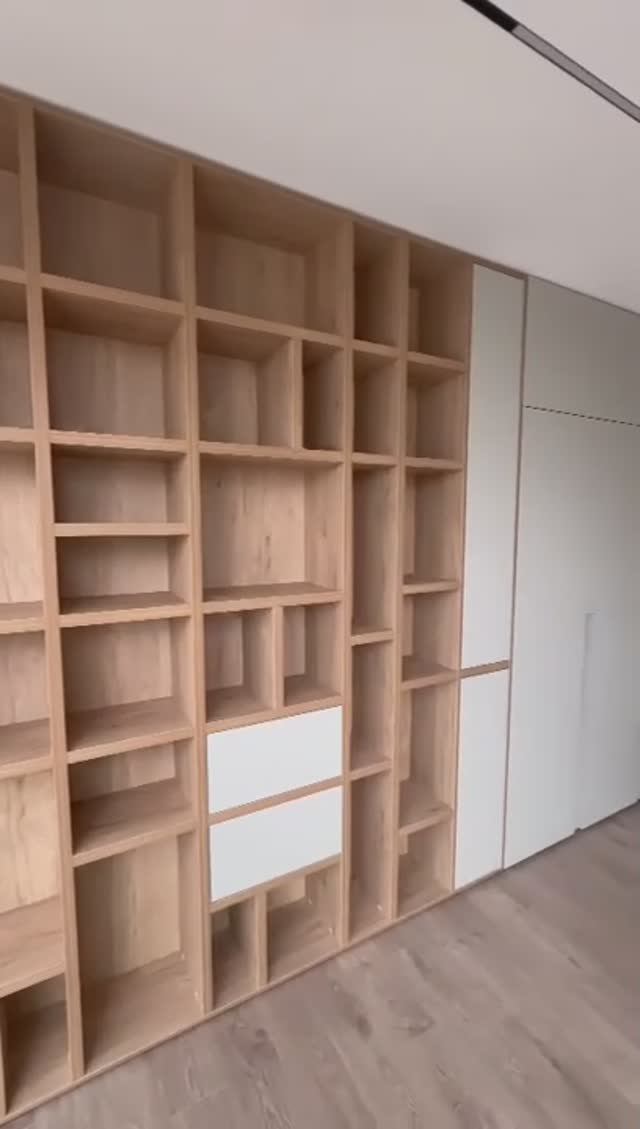 Шкаф