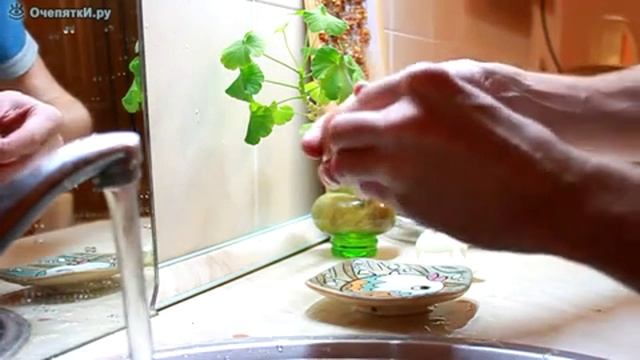Как быстро очистить варёное яйцо