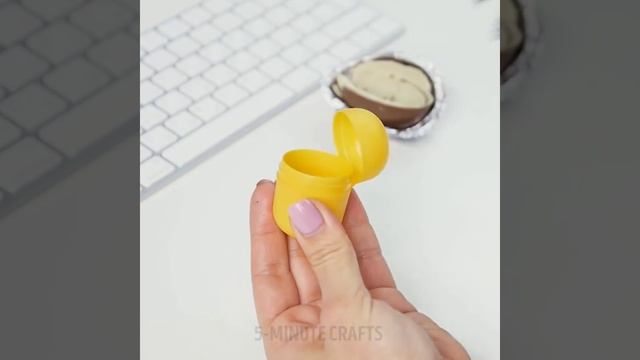 25 HACKS FOR EMBARRASSING MOMENTS