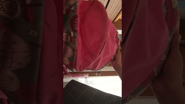 я и моё умение укладывать сестру спать