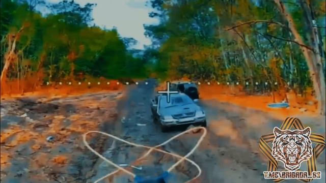 Уничтожение ударами оптоволоконных FPV-дронов техники Всу в Сумской области 💥🇷🇺👊