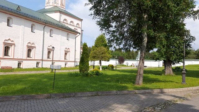 Валдай. Иверский мужской монастырь.