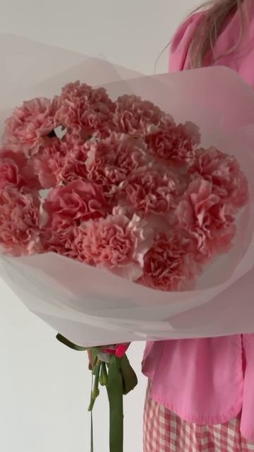 Монобукет из розовых гвоздик (15 шт.)