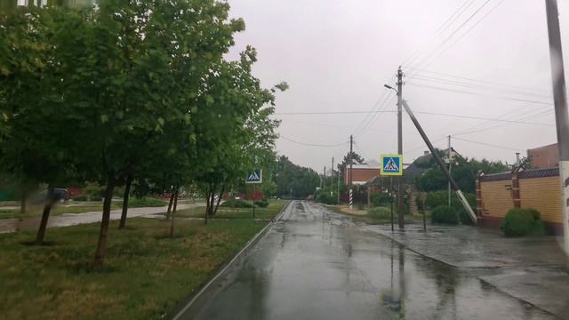 Дождь из машины