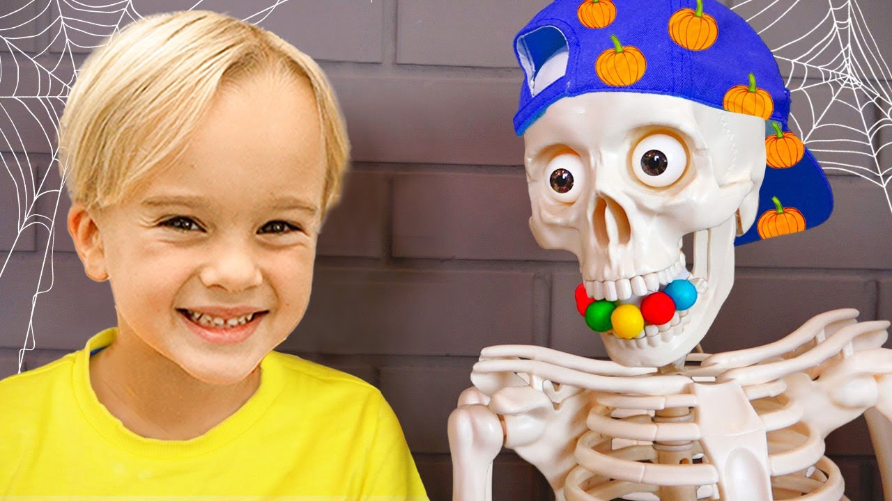 Влад и Ники. Хэллоуин Приключения с Крисом и друзьями! Весёлое видео для детей.