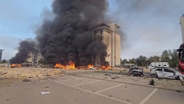 В результате иранской атаки ущерб был нанесен по жилым кварталам