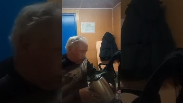 Охранник восемдесятого уровня. ЮМОР.