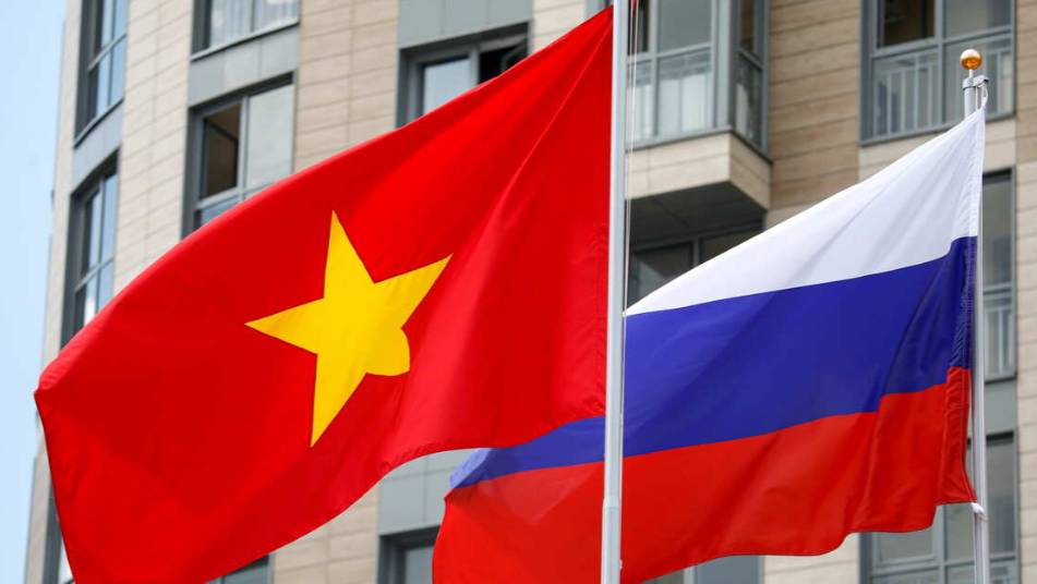 РФПИ и вьетнамская корпорация SHINEC на ПМЭФ-2025 договорились о партнерстве