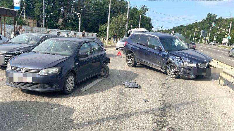 Массовая автоавария в Ставрополе: Западный обход стоит