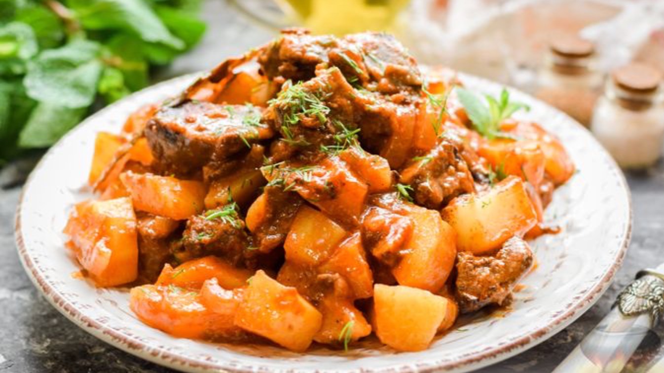 🥔🍖 Картофель с мясом и печенью — объедение, которое согревает душу!