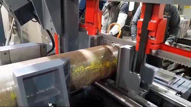 Автоматический ленточнопильный станок 600х600 мм, с сервоприводом подачи