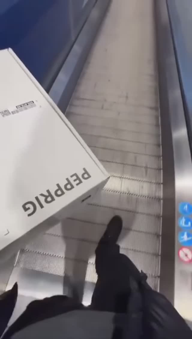 Селюки знакомятся с окружающим миром 😲