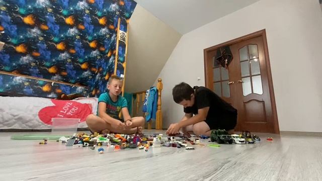 Собираем из Лего мини город🤣