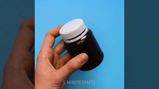 28 DIYs THAT LOOK LIKE FOOD, BUT IS NOT || CLAY, SOAP AND HOT GLUE CRAFTS