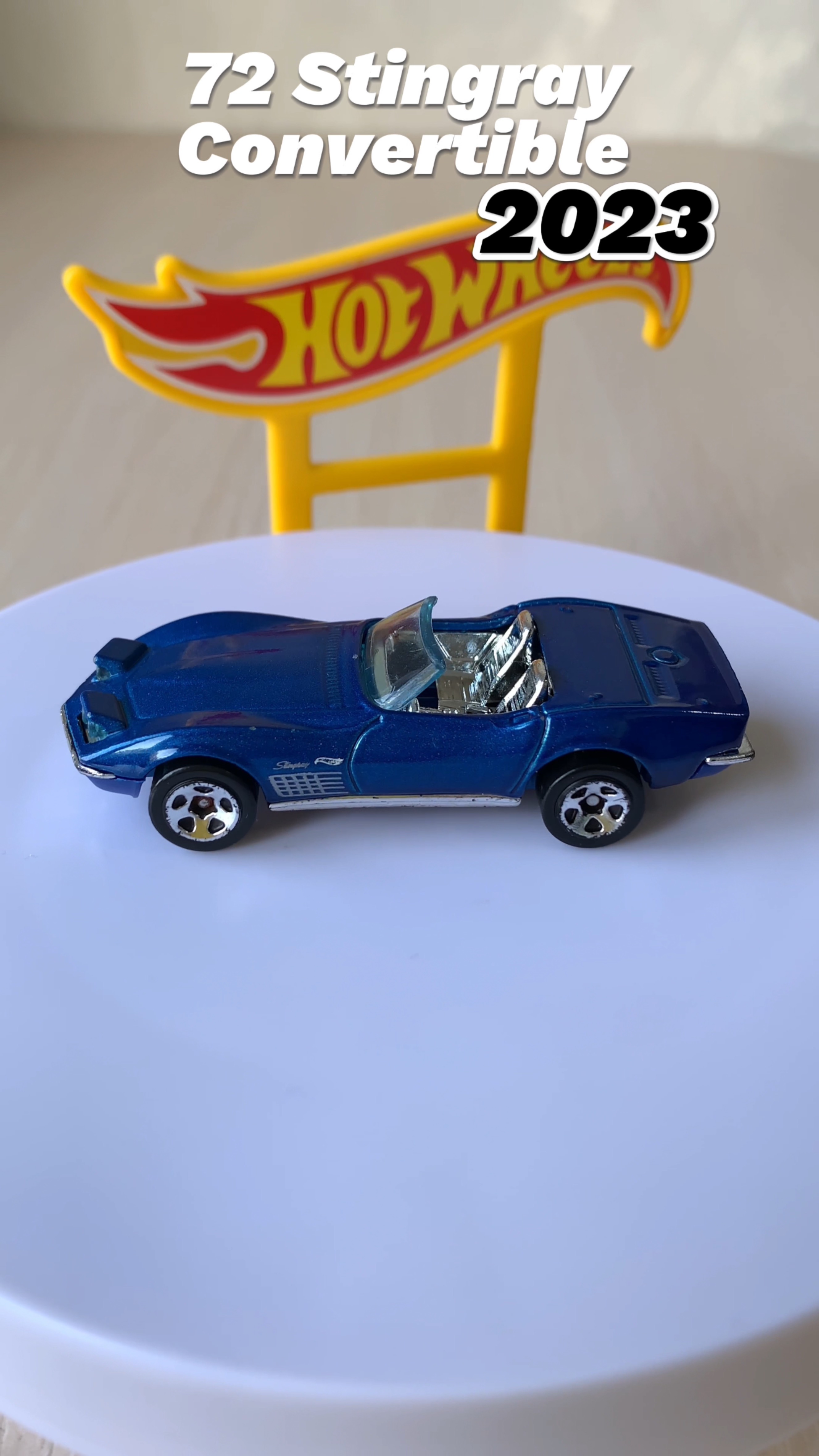 72 Stingray Convertible 2023 Hot wheels