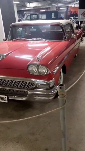 Тачка как у Элвиса Пресли #retrocar #musclecar #retrocarshow