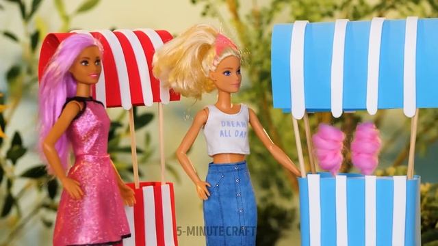 MAKE THESE CUTE BARBIE SHOES  FUN DOLL CRAFTS & HACKS