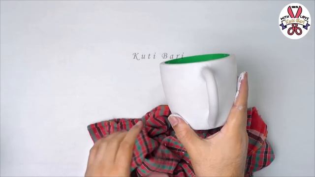 Plastic bottle flower vase || Best out of waste || Flower vase making with POP