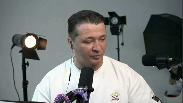 На свадьбе шефа! Синий паспорт РФ. 15 лет без ссор. Китайские посылки. Поезд в КНДР. новости сегодня