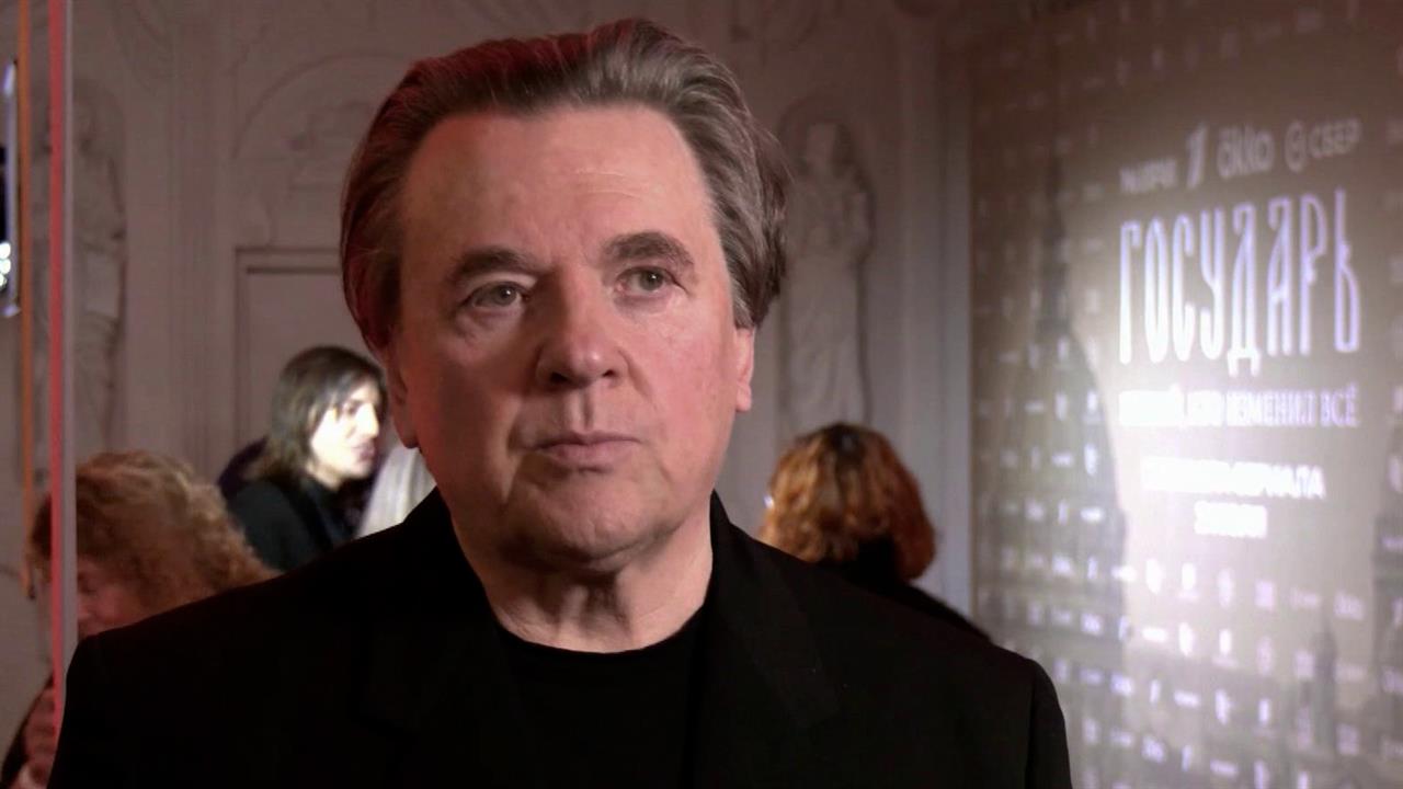 Отец Отечества: Эрнст рассказал о Петре I и съемках сериала "Государь"
