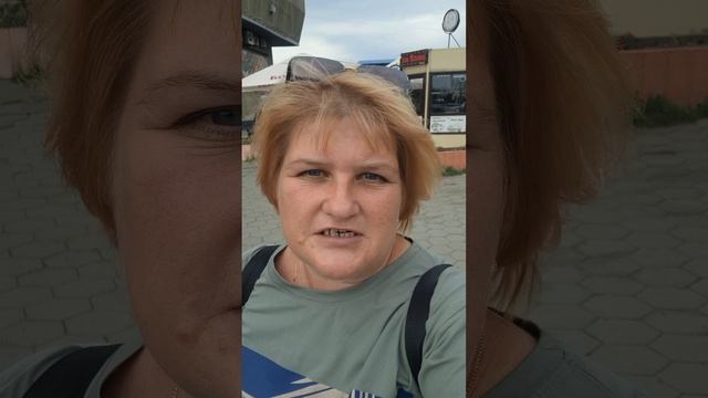Обращение к людям, которые живут в России.