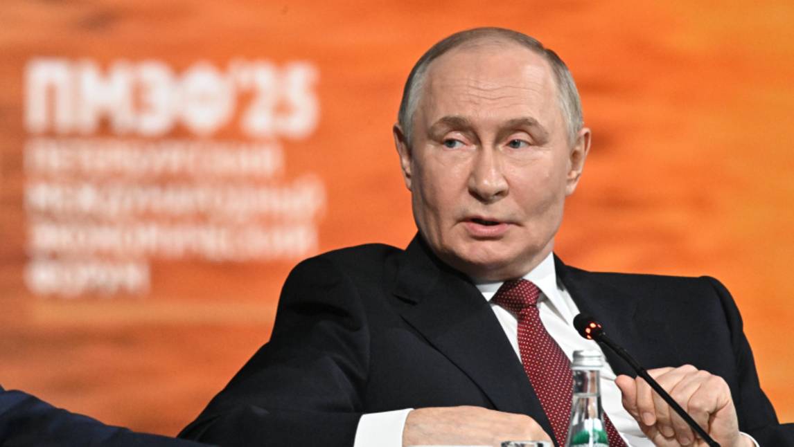 «Значит оставаться позади»: Путин о желающих сохранять прежние правила