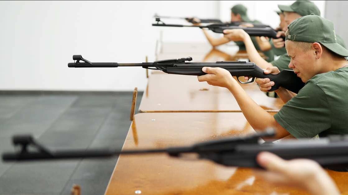 Имитация реальных ситуаций: как прошли соревнования по стрельбе на кубок ГУ МВД