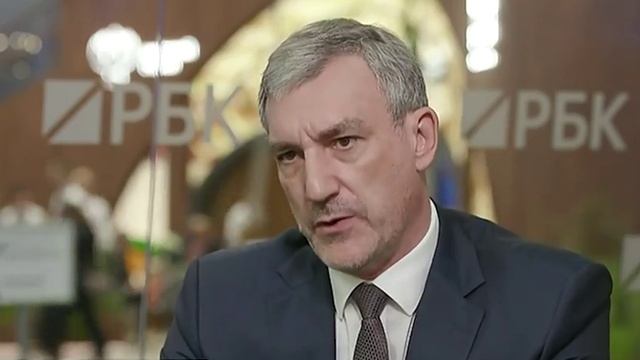 Василий Орлов дал интервью федеральным СМИ на Петербургском международном экономическом форуме