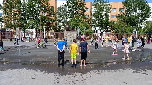 мокрый фантан