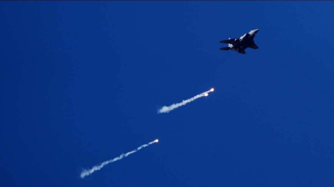 ЦАХАЛ: более 60 истребителей атаковали десятки военных целей в Тегеране