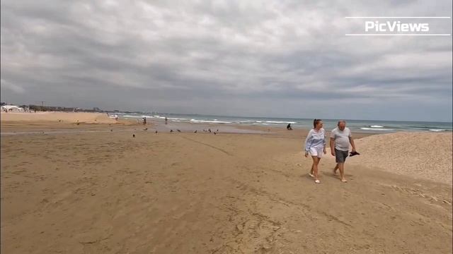 Анапа Центральный пляж сегодня 20 июня 2025. Есть ли мазут на пляжах? Море и погода в Анапе сейчас