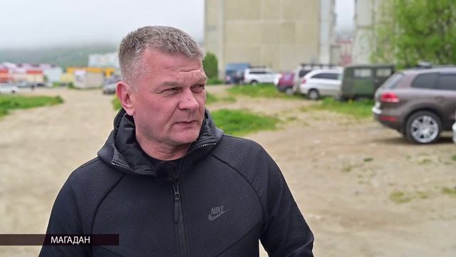 Председатель Магаданской городской Думы Сергей Смирнов встретился с жителями своего округа