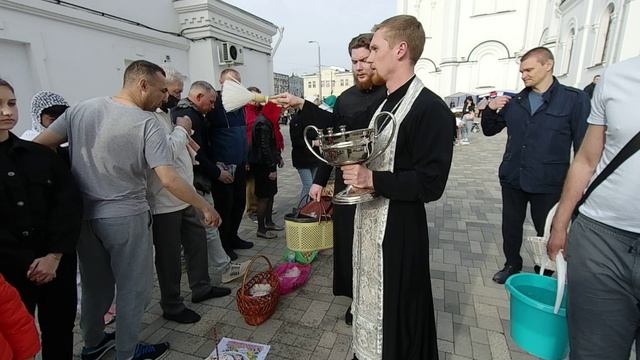 Великая суббота на подворье Ростовского кафедрального собора